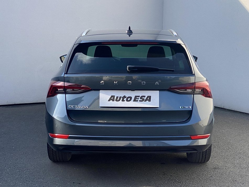 Škoda Octavia IV 1.5 e-TEC Style