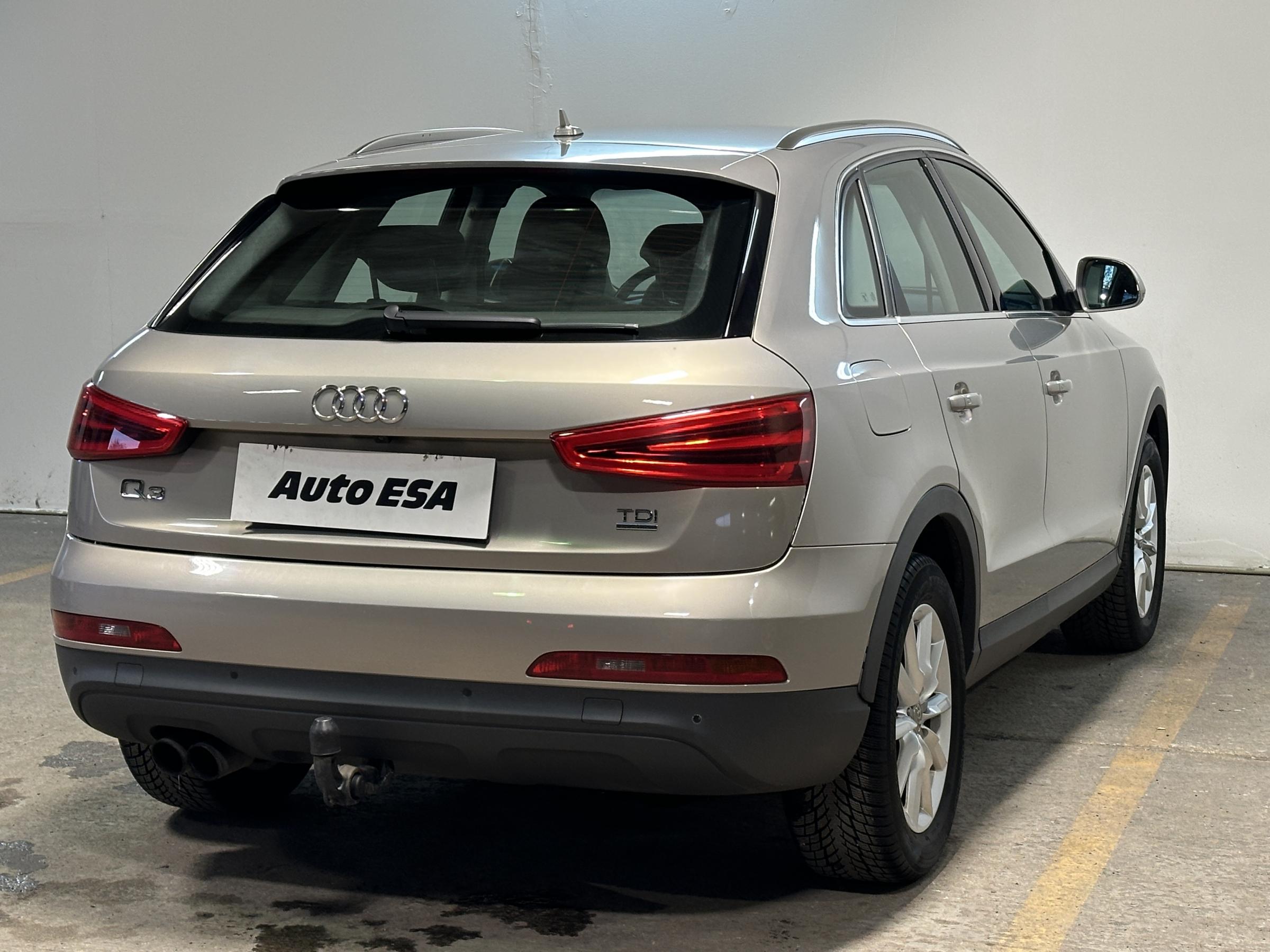 Audi Q3, 2012 - pohled č. 6