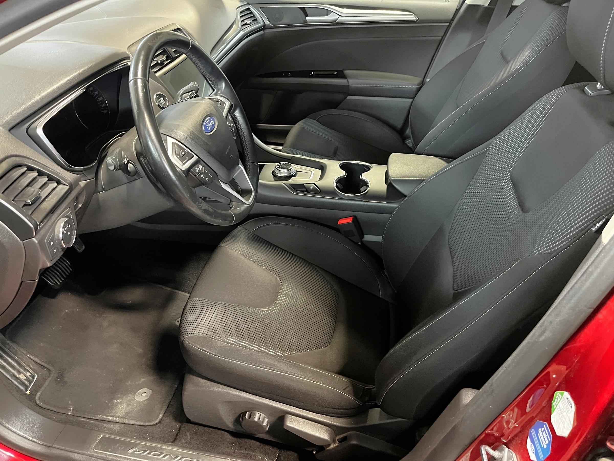 Ford Mondeo, 2019 - pohled č. 9