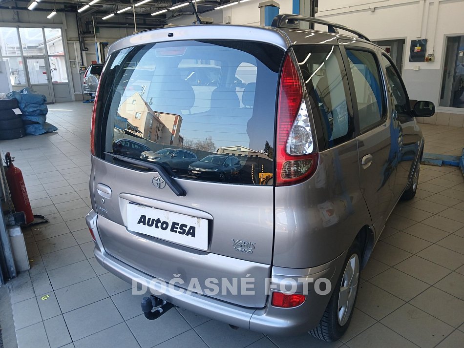 Toyota Yaris Verso 1.5i 