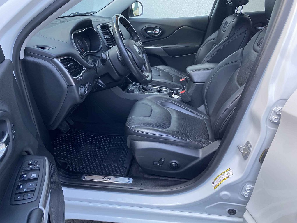 Jeep Cherokee 2.2 CRD Overland 4x4