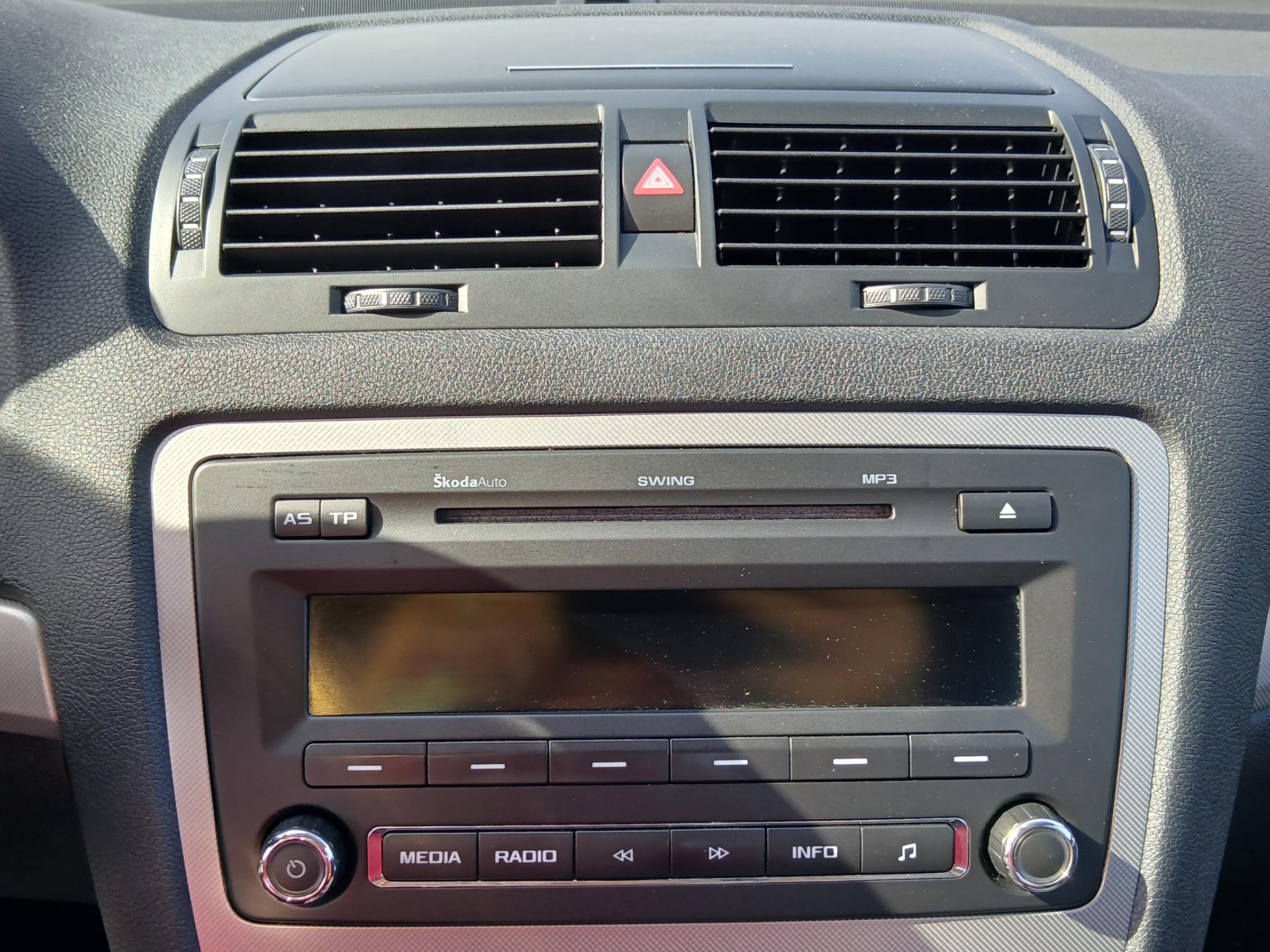 Škoda Octavia II, 2012 - pohled č. 14