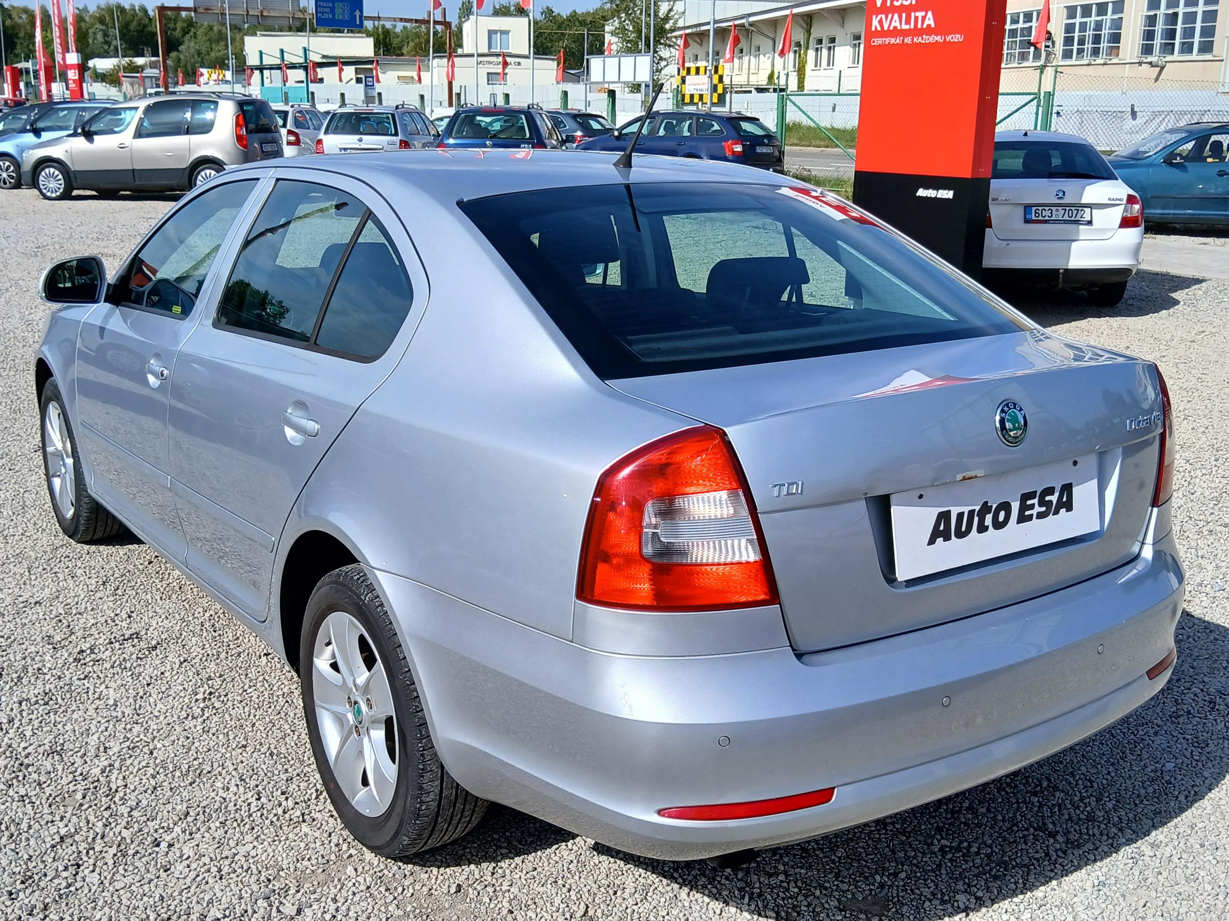 Škoda Octavia II, 2012 - pohled č. 6