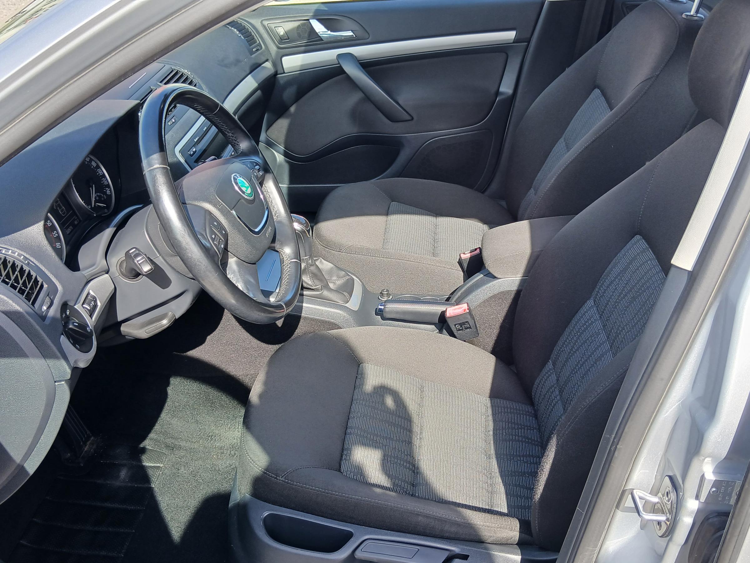 Škoda Octavia II, 2012 - pohled č. 9