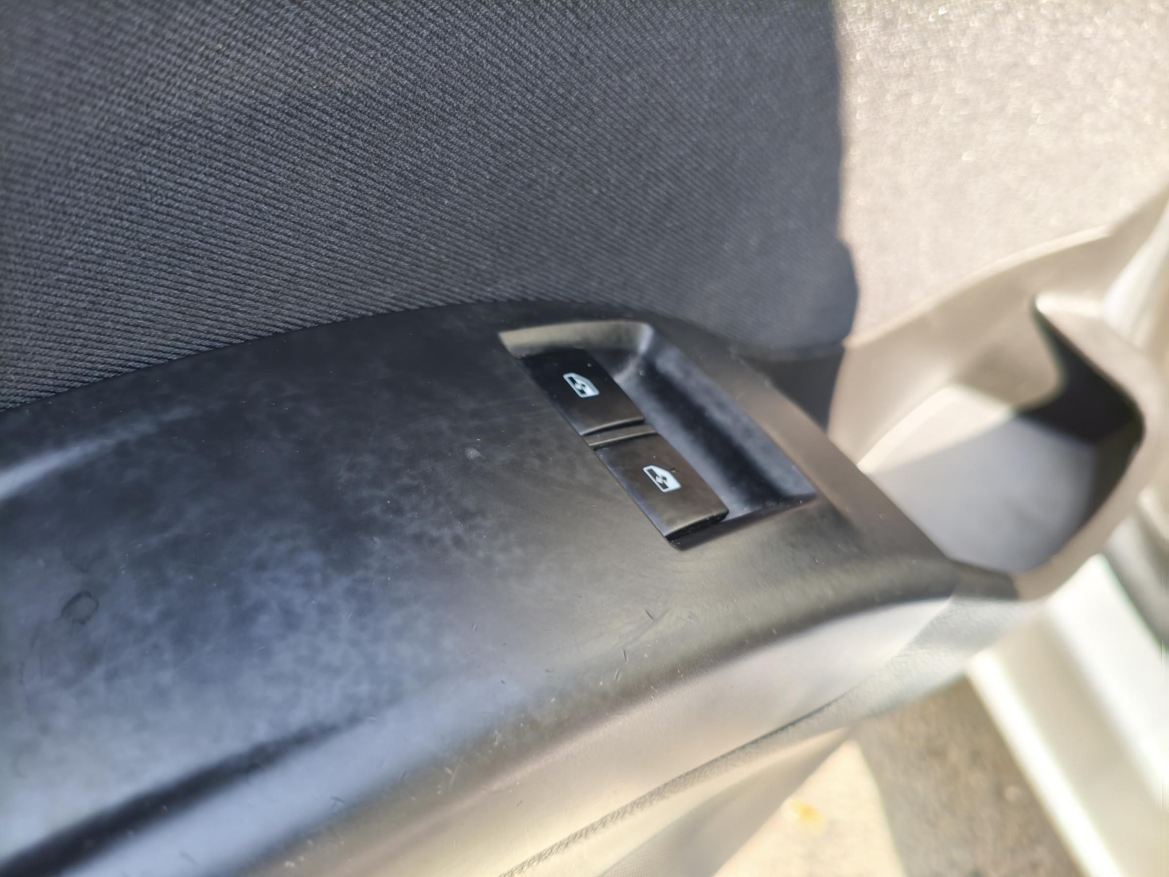 Opel Meriva, 2010 - pohled č. 14