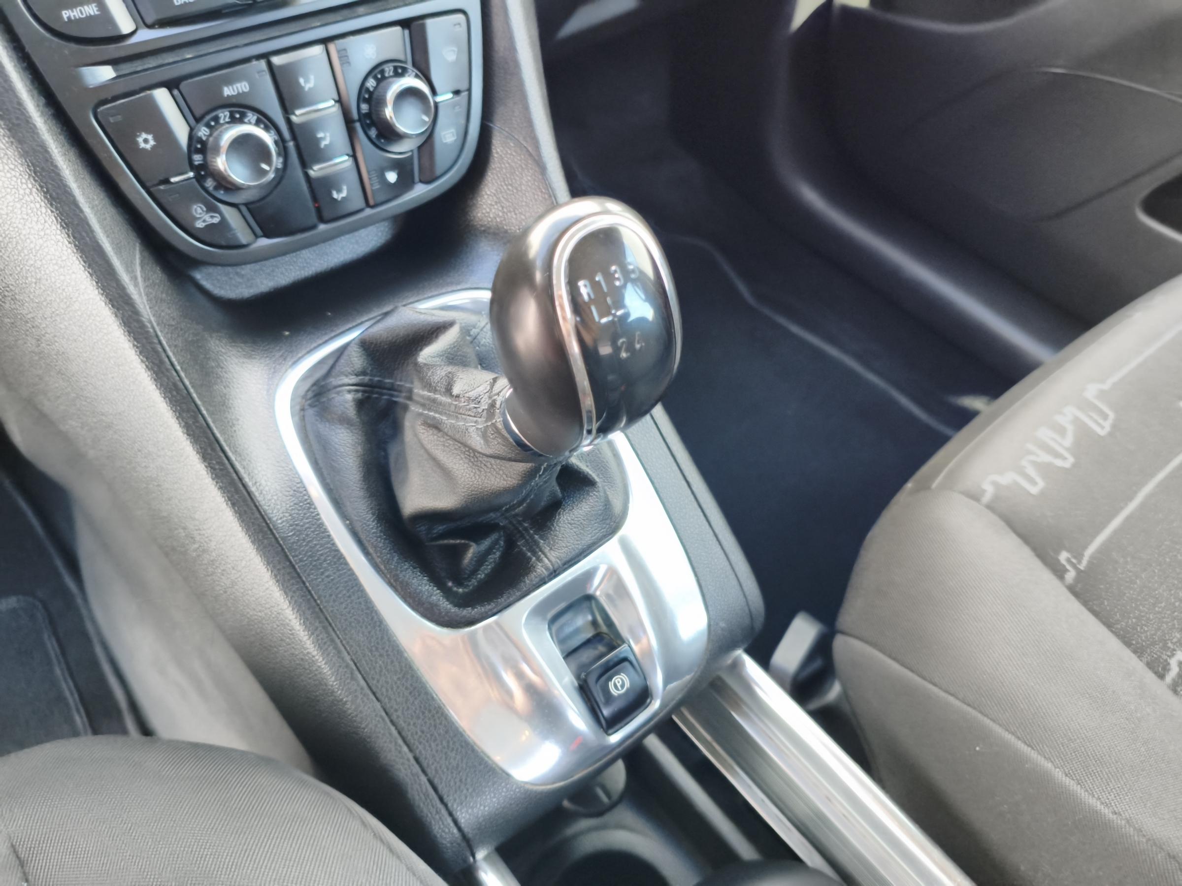 Opel Meriva, 2010 - pohled č. 17