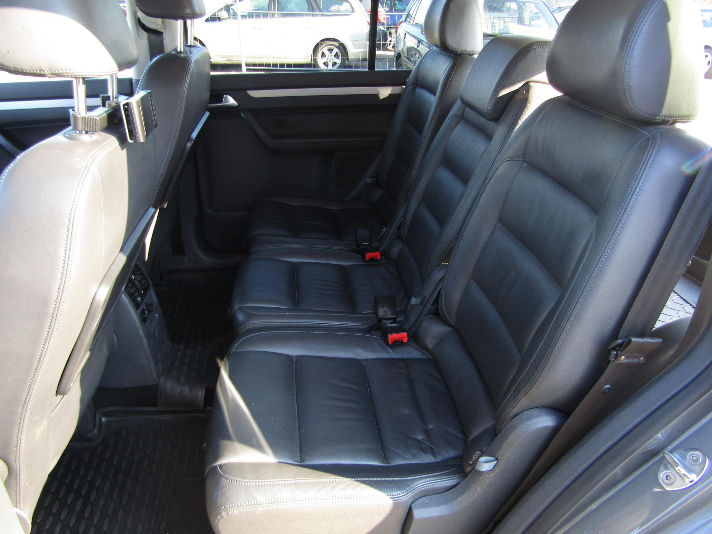 Volkswagen Touran, 2009 - pohled č. 10