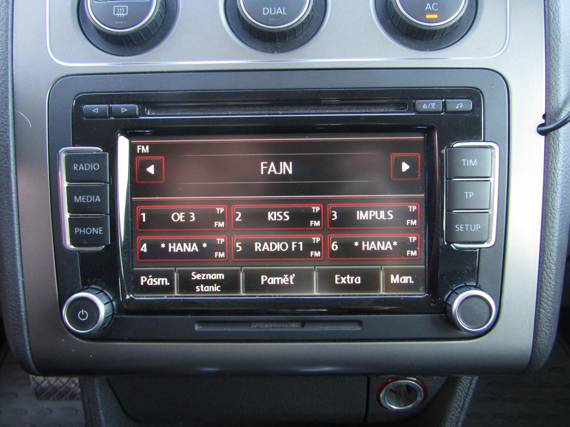 Volkswagen Touran, 2009 - pohled č. 14