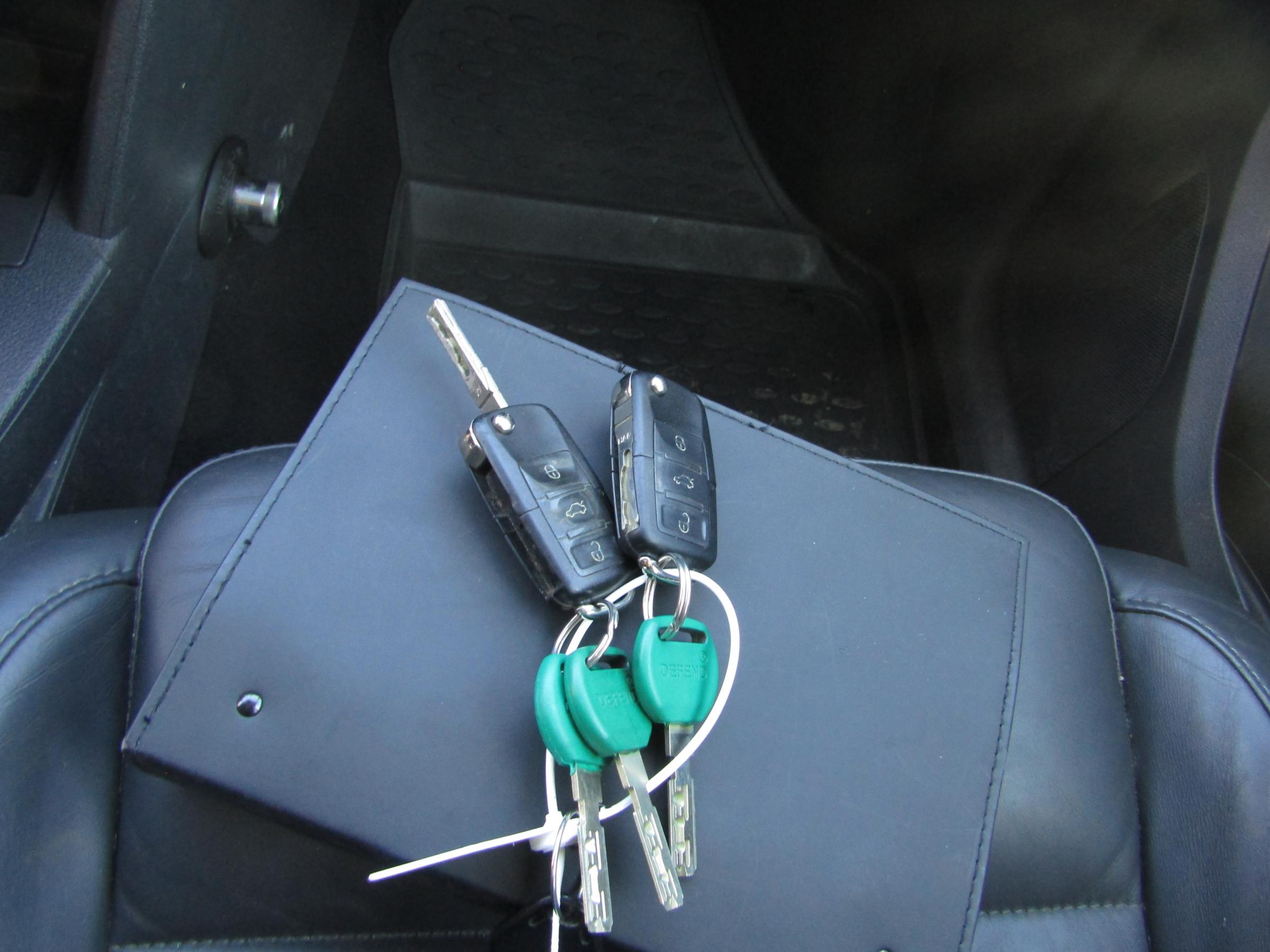 Volkswagen Touran, 2009 - pohled č. 18