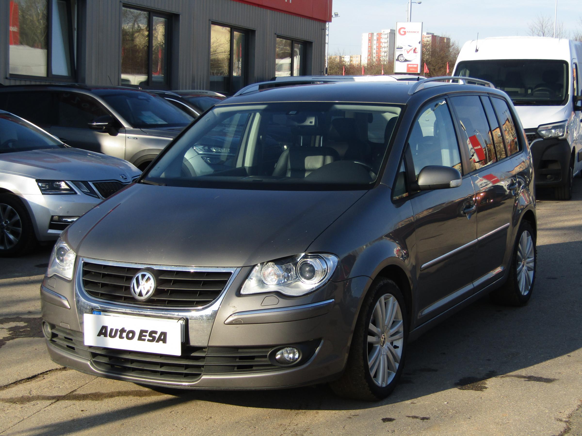 Volkswagen Touran, 2009 - pohled č. 3