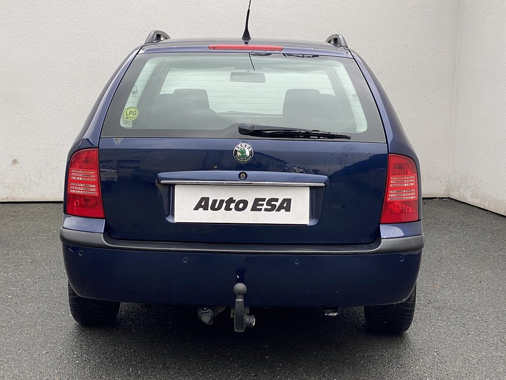 Škoda Octavia 1.8 T Elegance