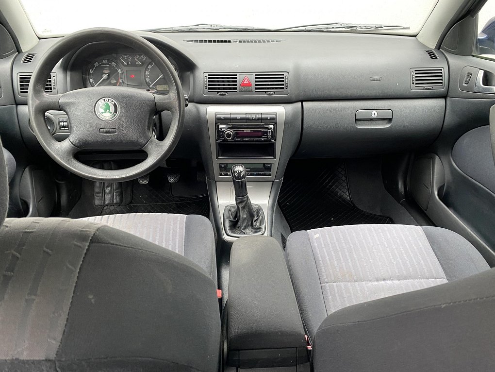 Škoda Octavia 1.8 T Elegance