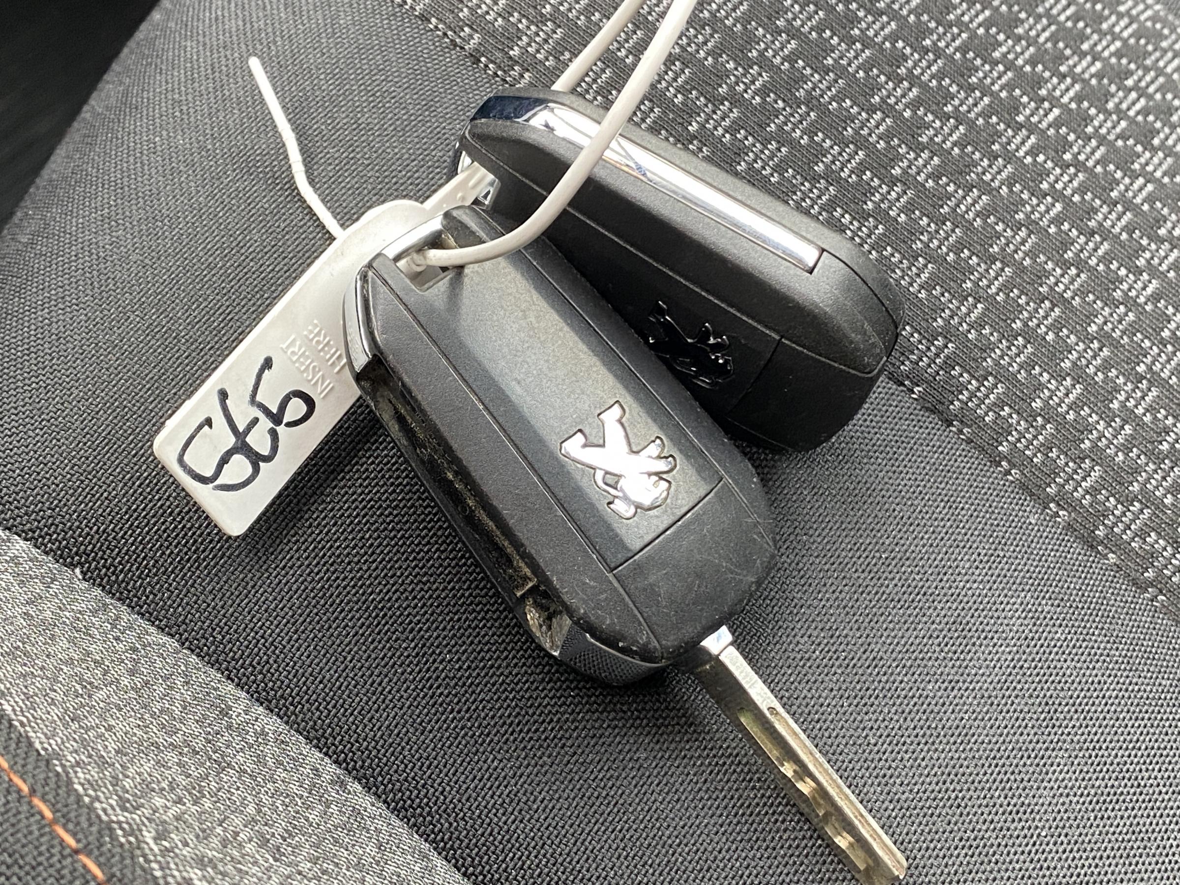 Peugeot 3008, 2018 - pohled č. 18