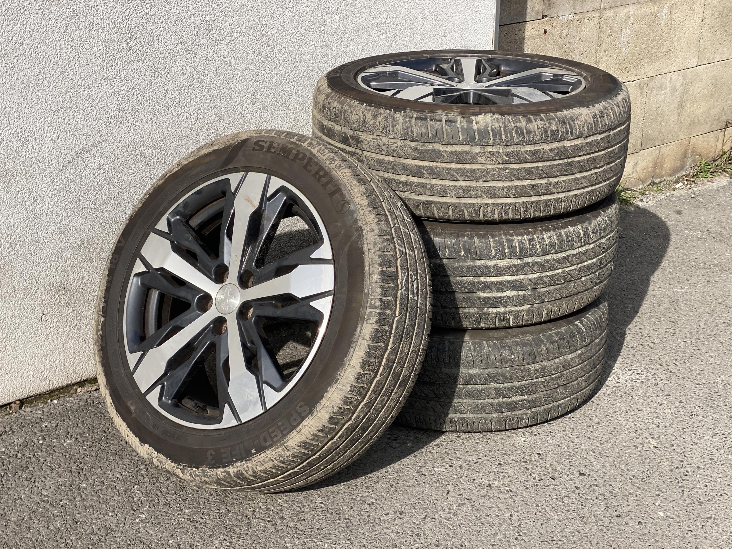 Peugeot 3008, 2018 - pohled č. 19