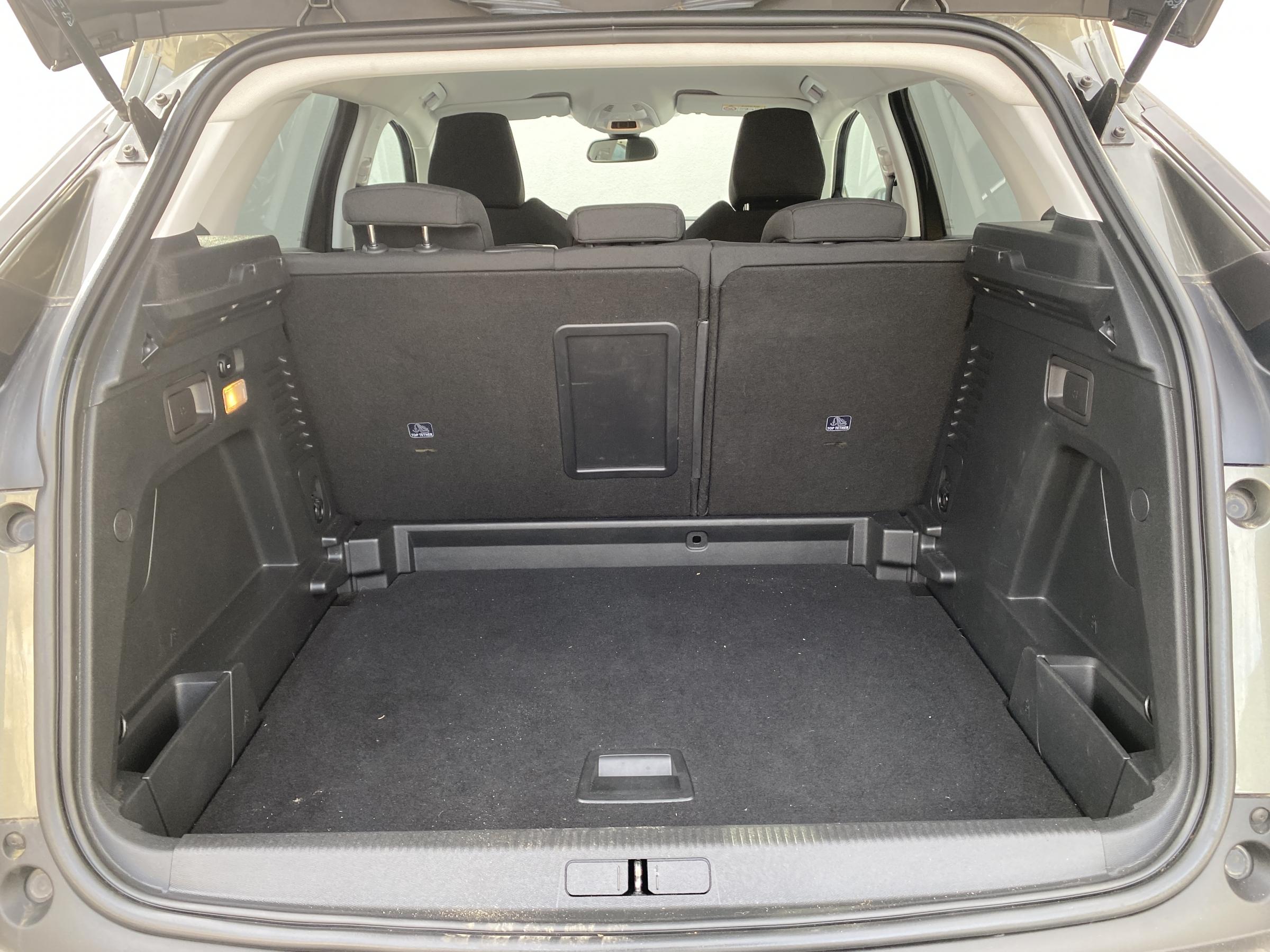 Peugeot 3008, 2018 - pohled č. 7