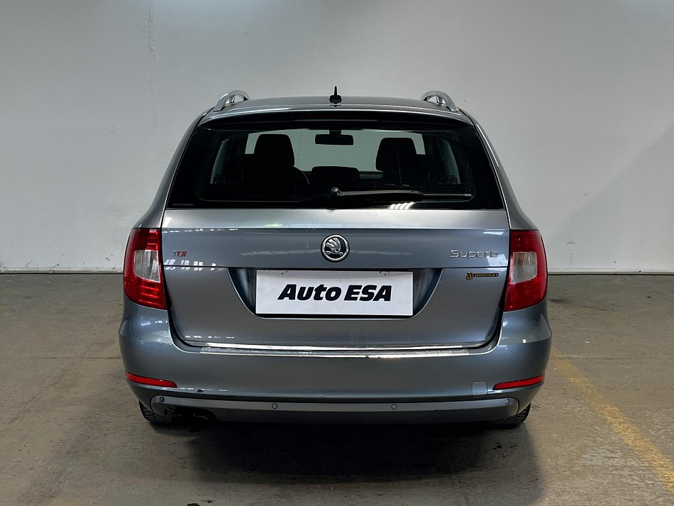 Škoda Superb II 2.0 TDi 