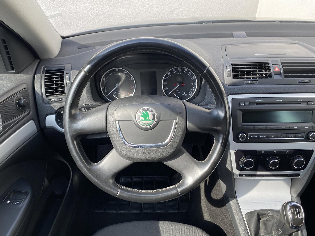 Škoda Octavia II 1.4 TSi Ambiente