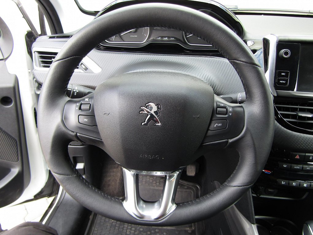 Peugeot 2008 1.2 PT 