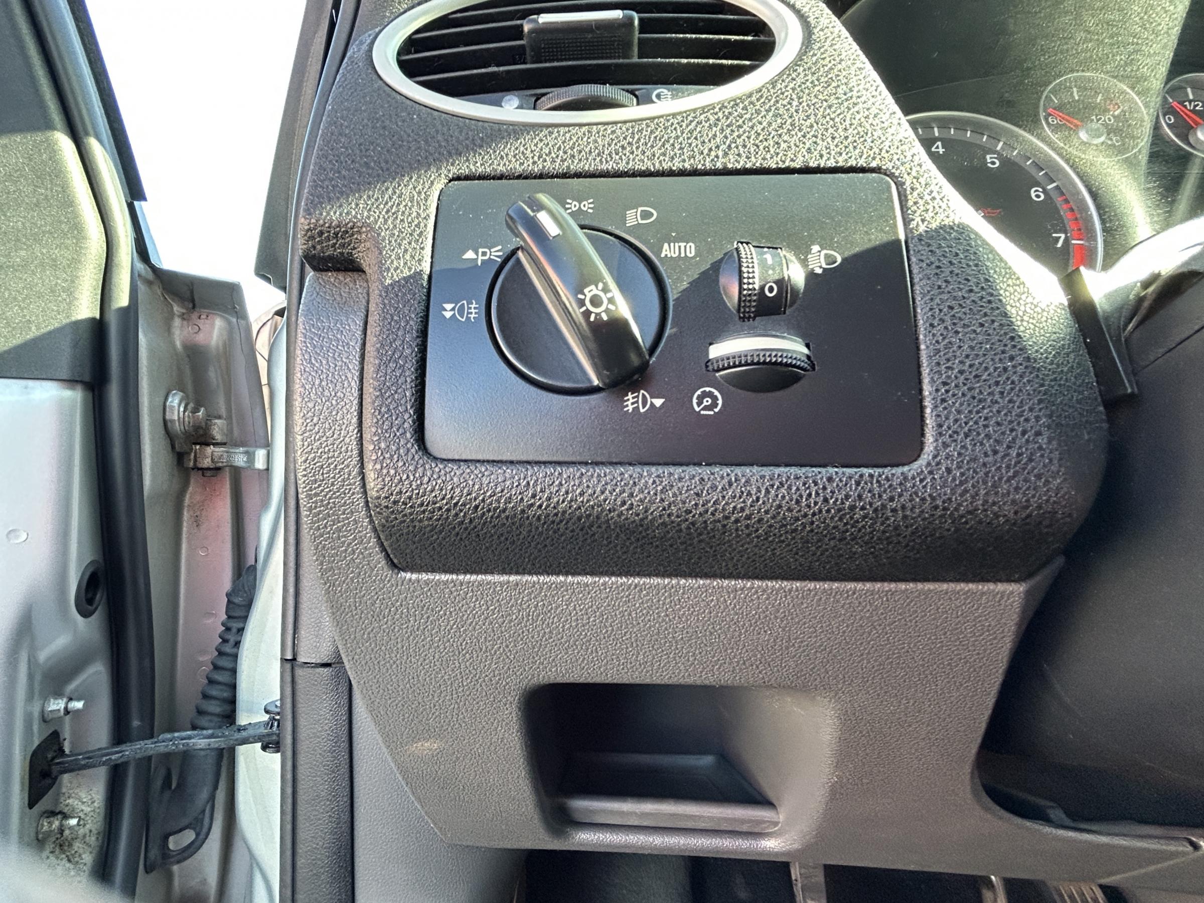 Ford Focus, 2005 - pohled č. 15