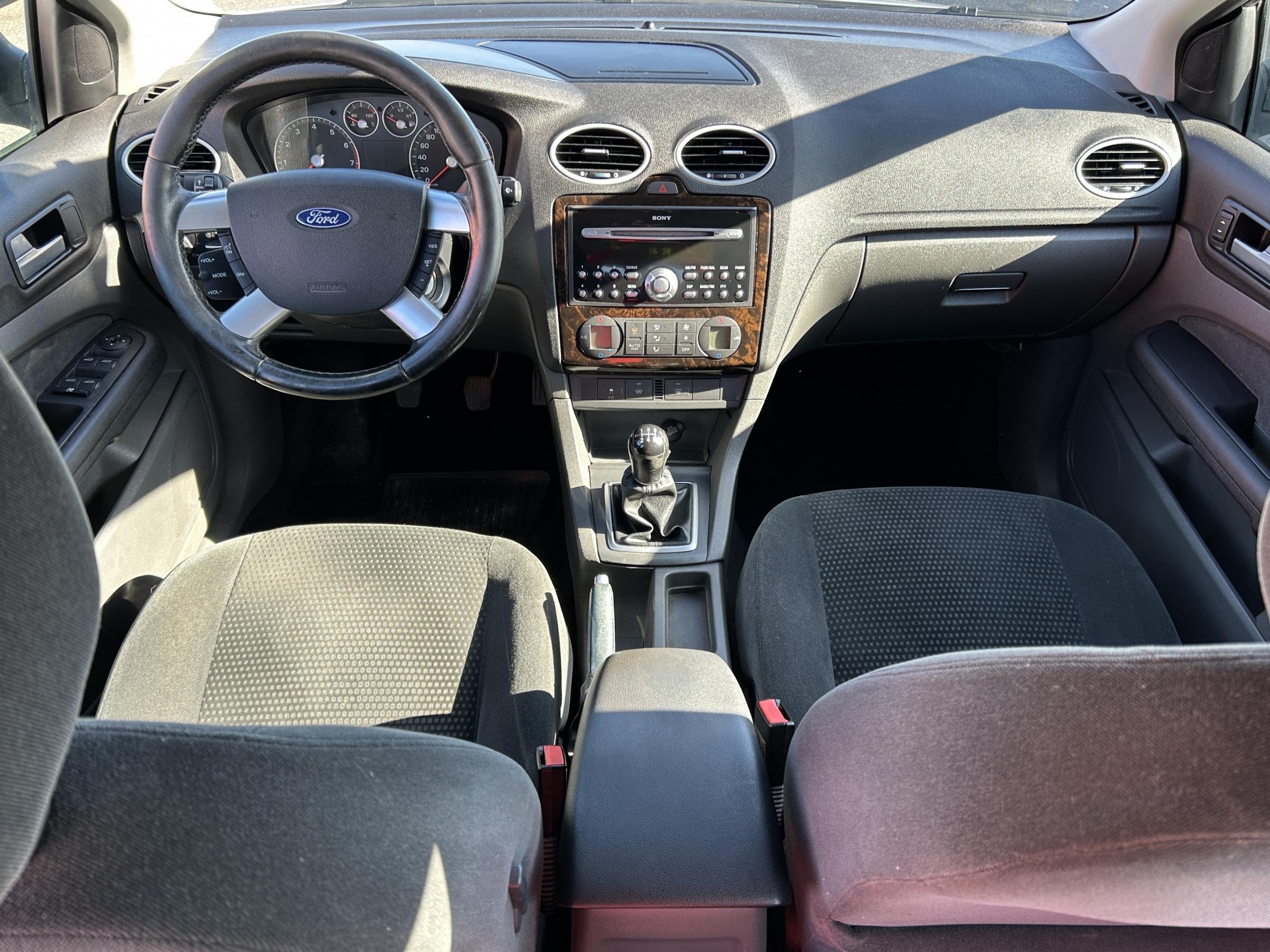 Ford Focus, 2005 - pohled č. 8