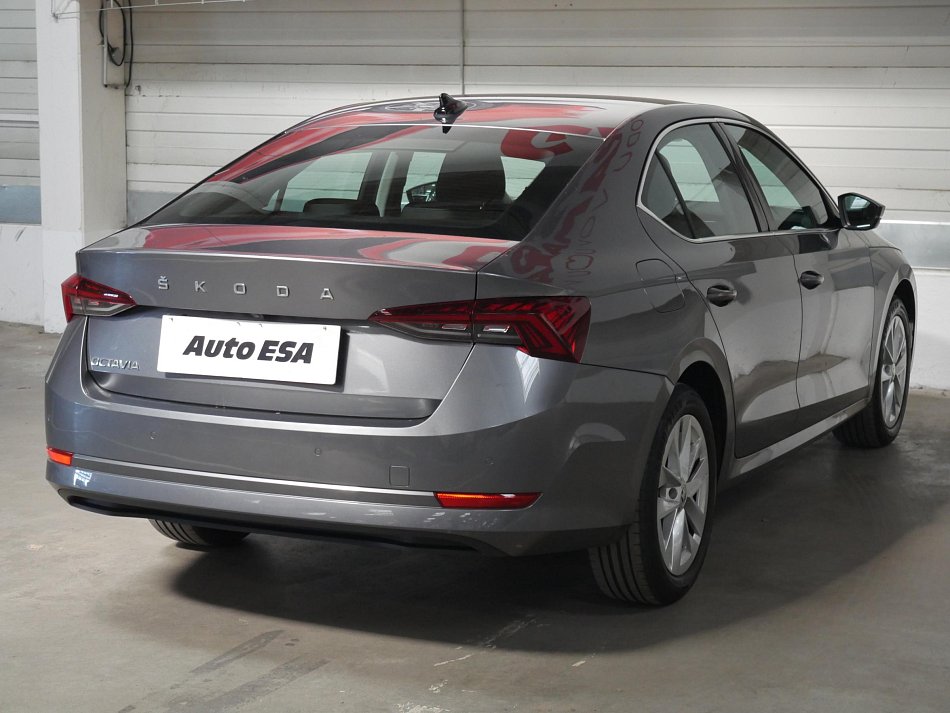 Škoda Octavia IV 1.5TSI 