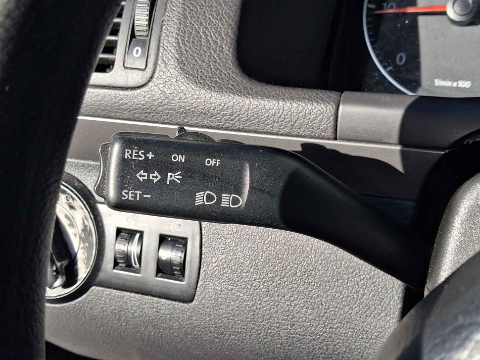 Volkswagen Touran 1.9TDi 
