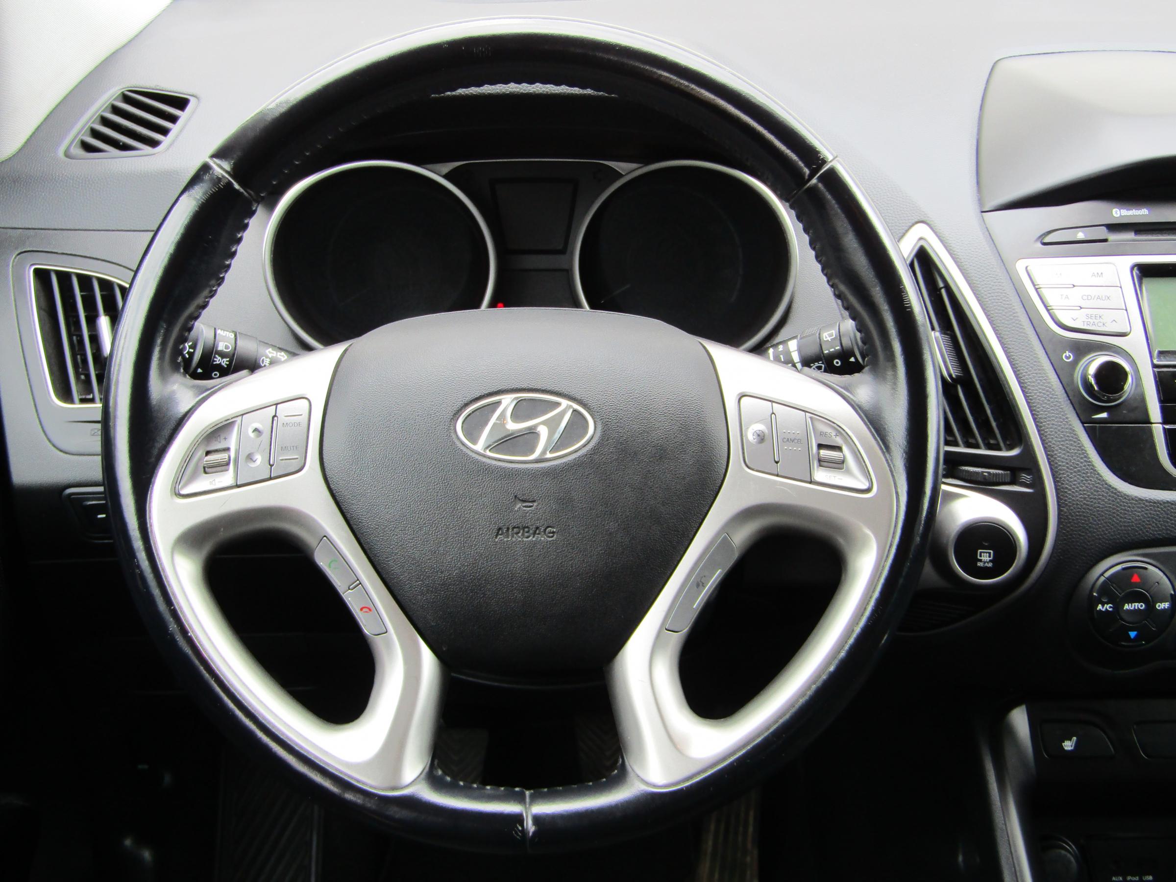 Hyundai ix35, 2013 - pohled č. 12