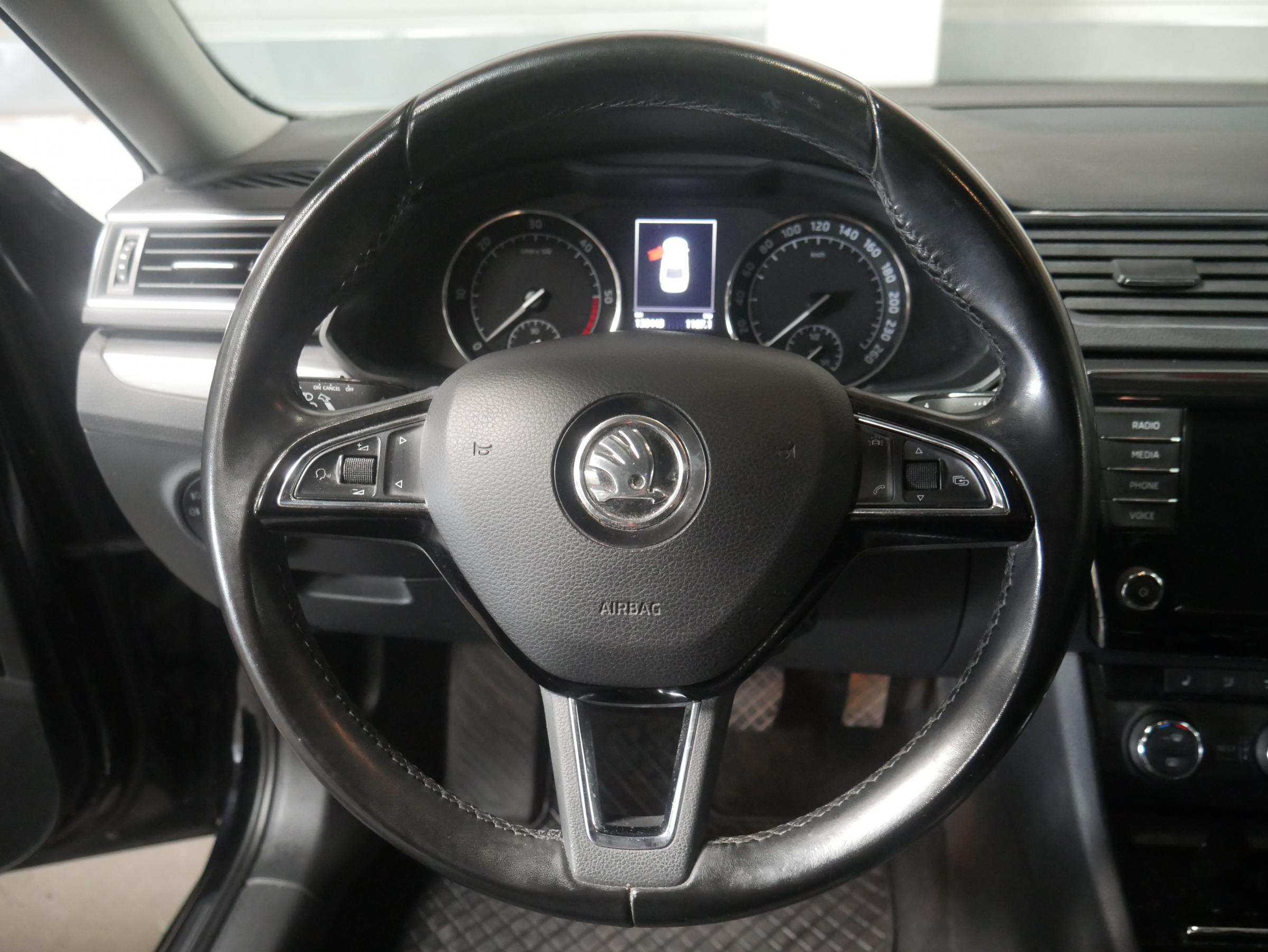 Škoda Superb III, 2016 - pohled č. 16