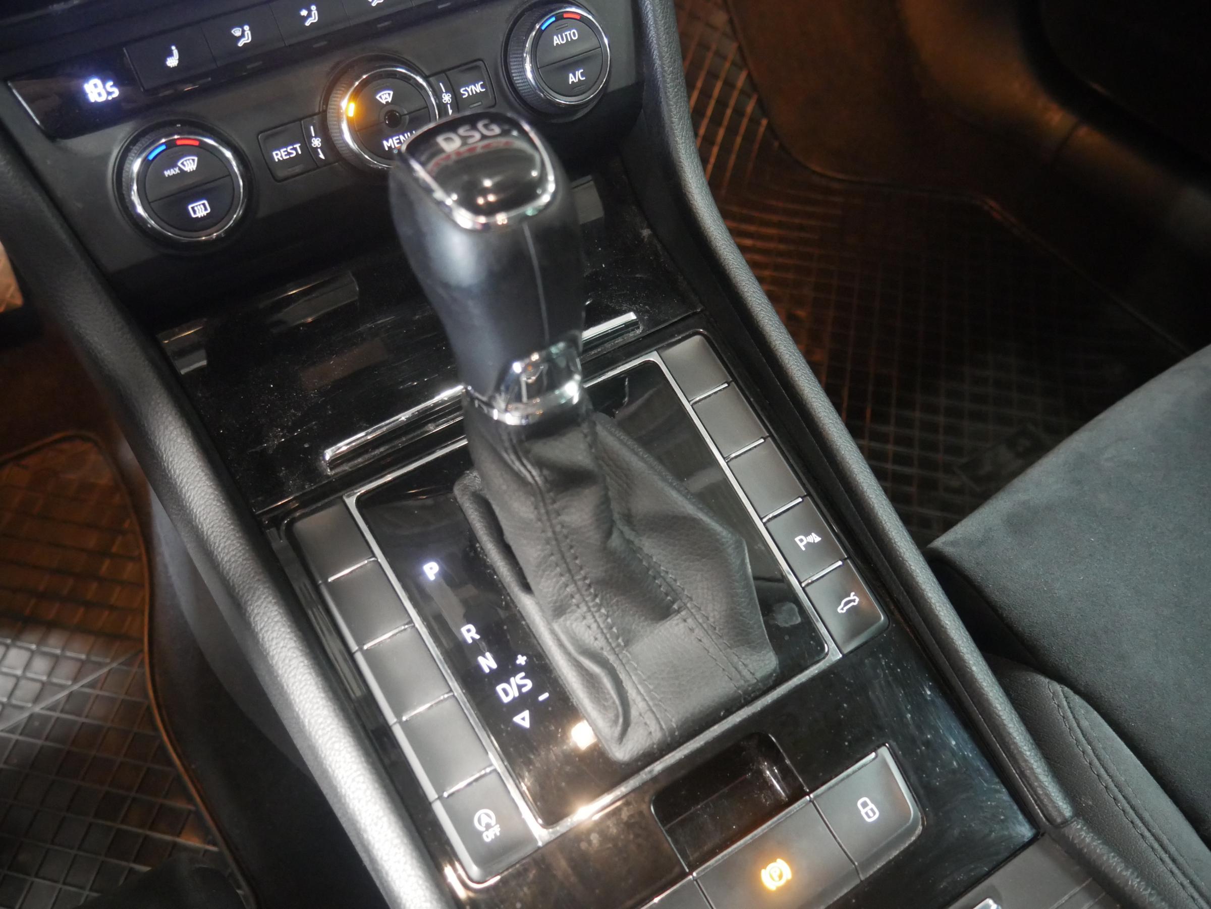 Škoda Superb III, 2016 - pohled č. 22