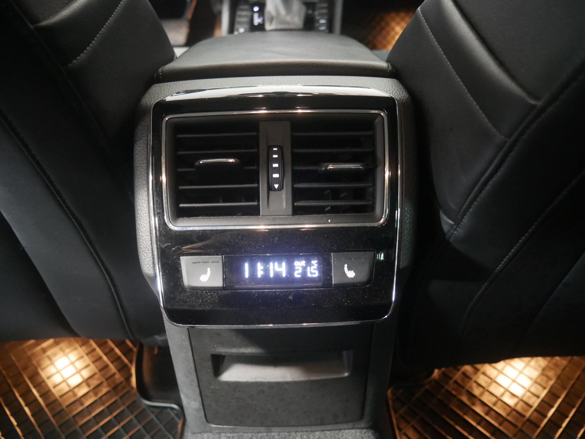 Škoda Superb III, 2016 - pohled č. 27