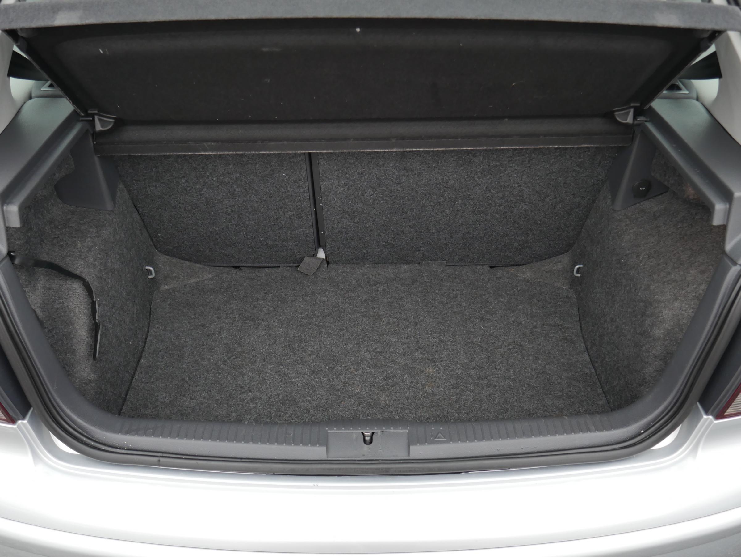 Volkswagen Polo, 2006 - pohled č. 7