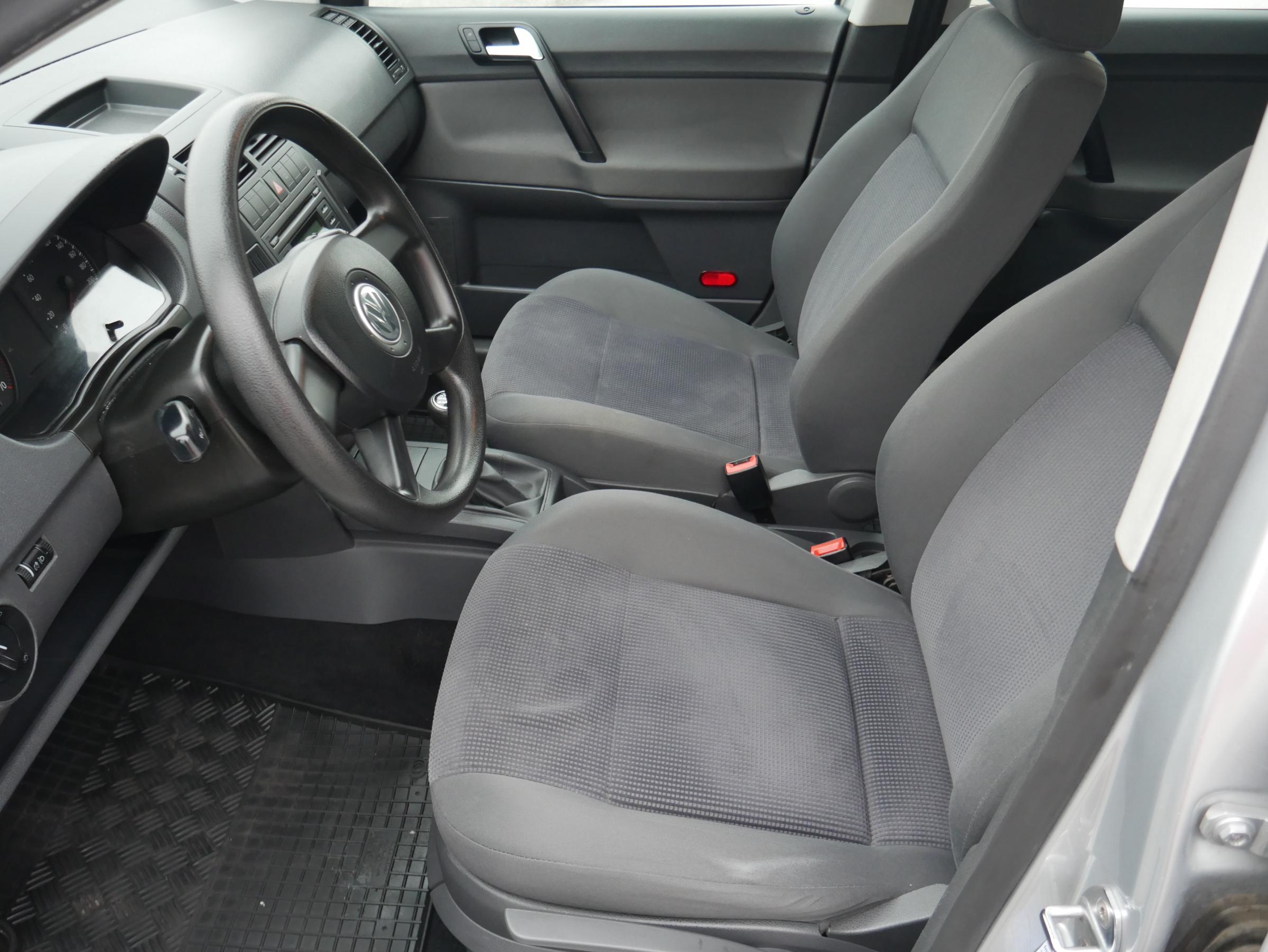 Volkswagen Polo, 2006 - pohled č. 9
