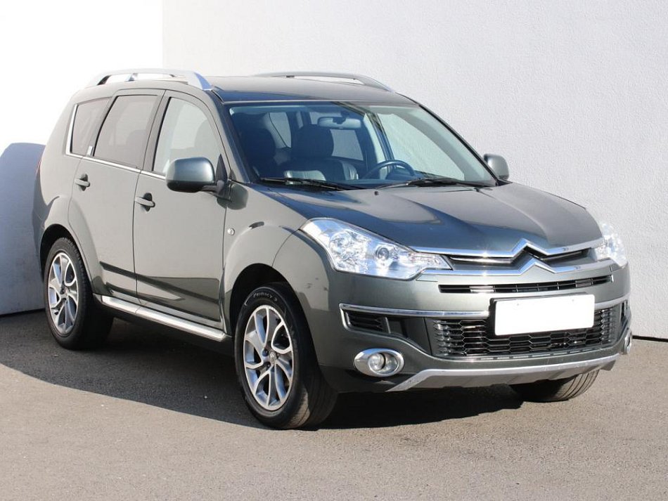 Citroën C-Crosser 2.2 HDi Exclusiv 4x4,7 míst