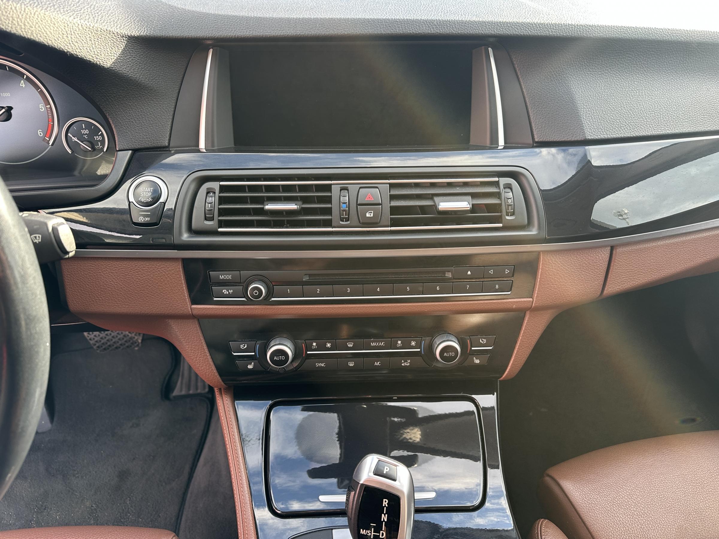 BMW Řada 5, 2014 - pohled č. 14