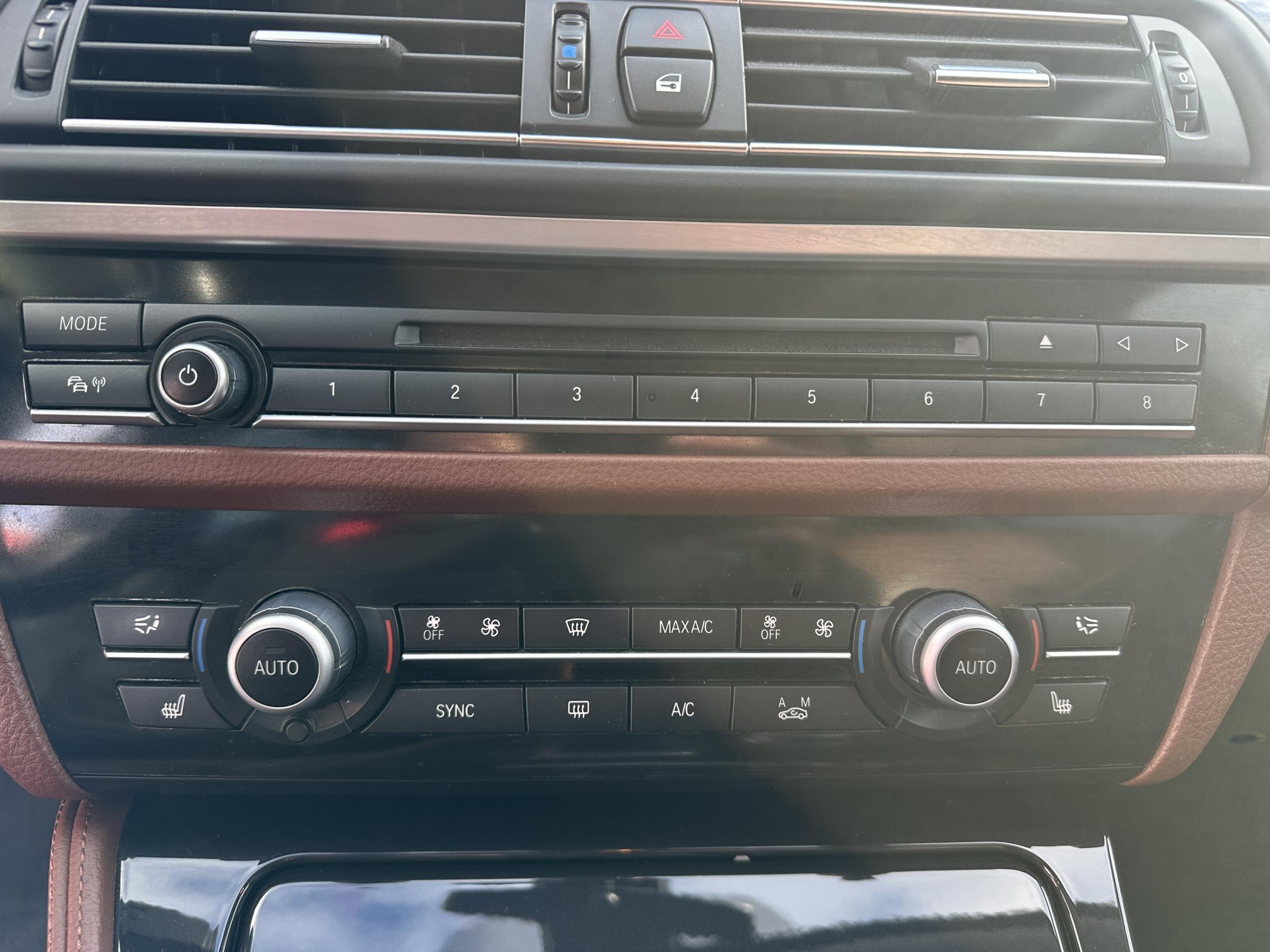 BMW Řada 5, 2014 - pohled č. 17