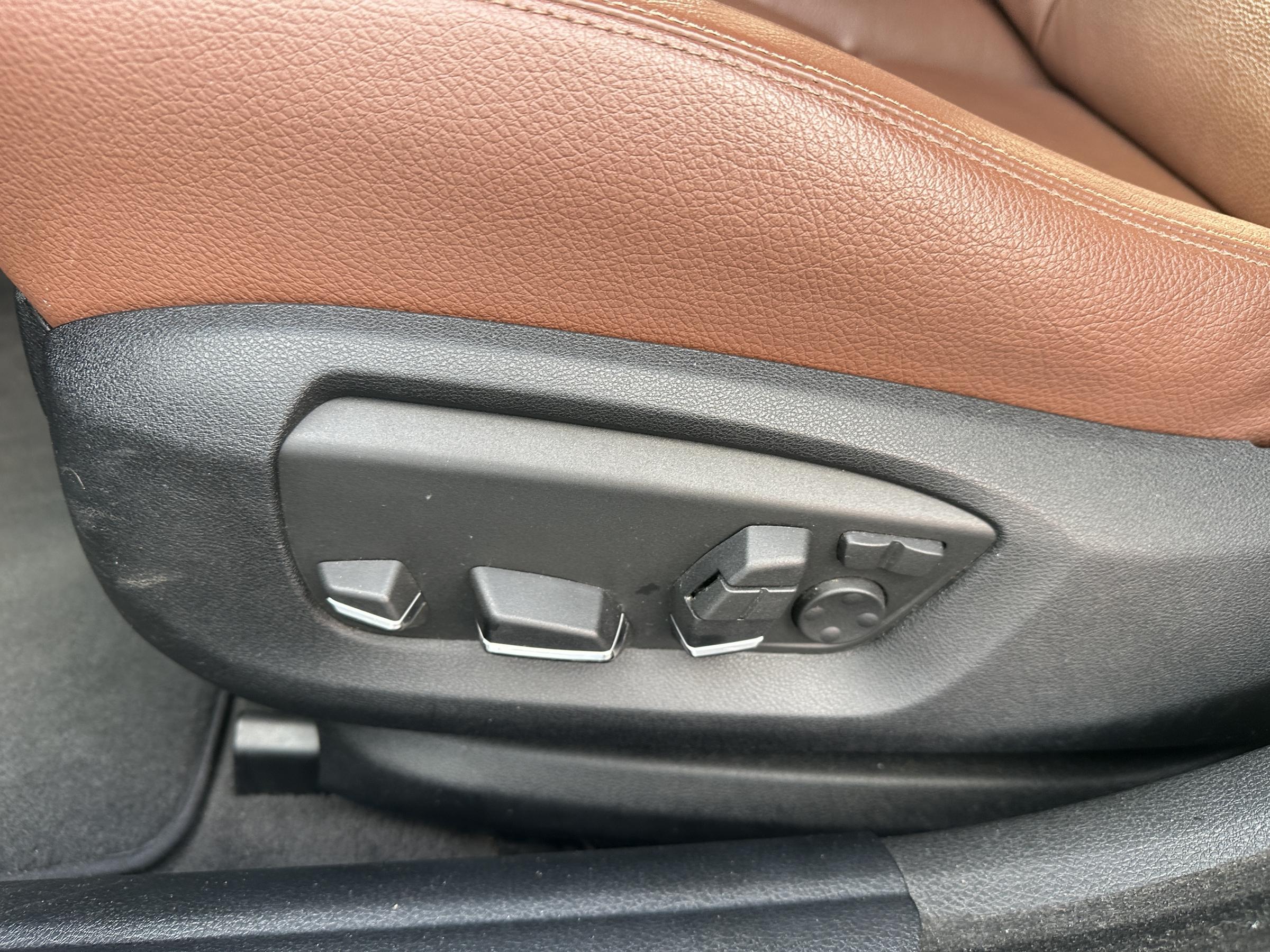 BMW Řada 5, 2014 - pohled č. 21