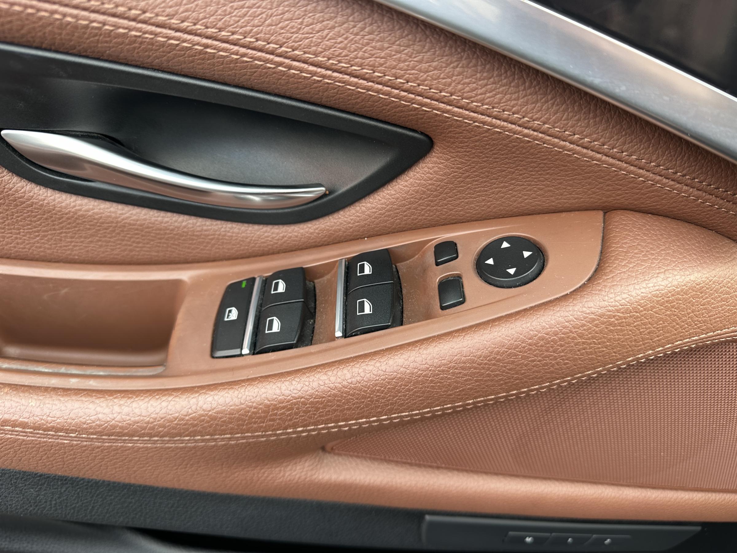 BMW Řada 5, 2014 - pohled č. 22