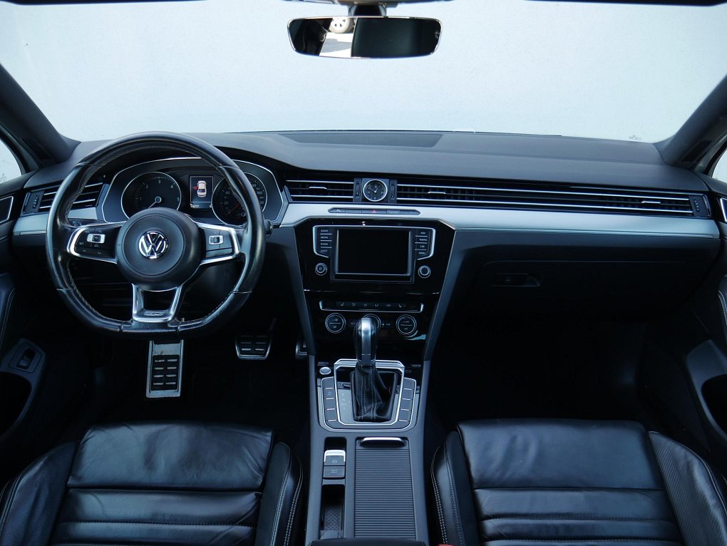 Volkswagen Passat 2.0 TDi R-Line