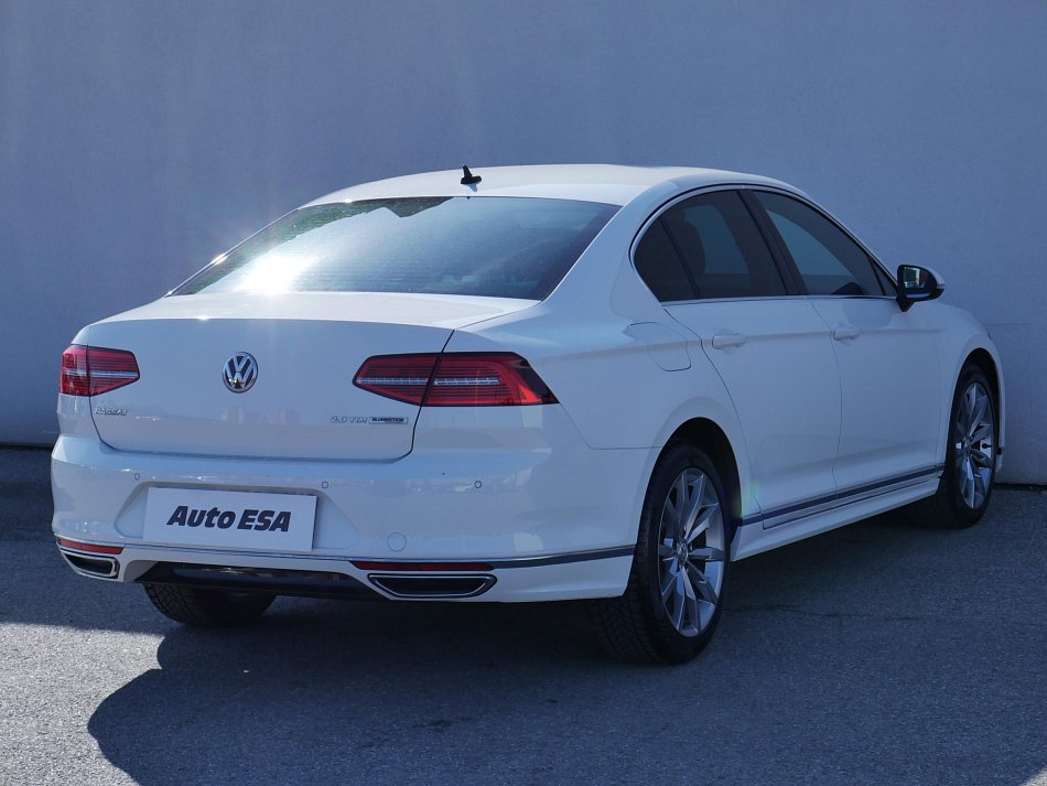 Volkswagen Passat 2.0 TDi R-Line