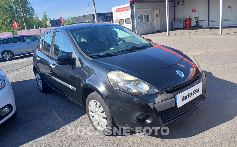 Renault Clio 1.2i 