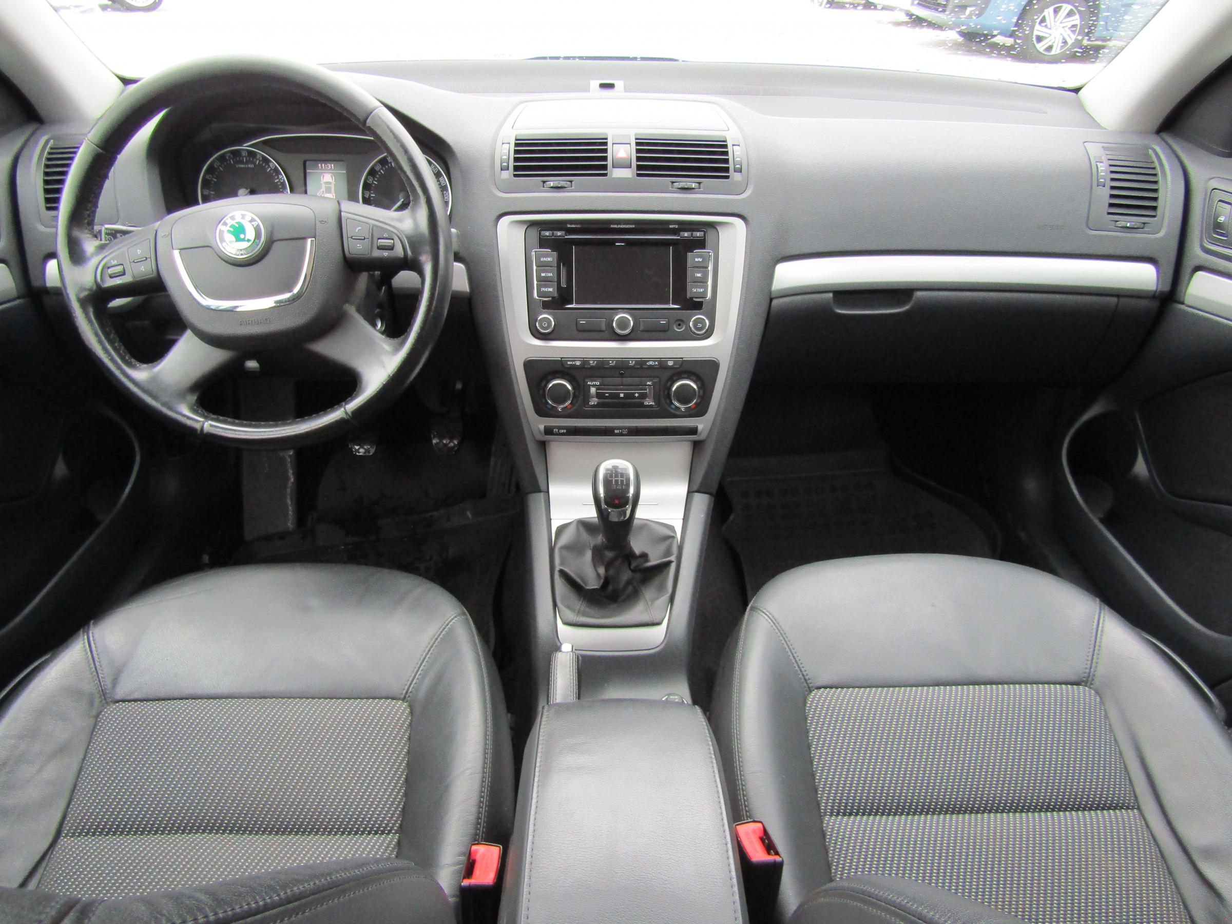 Škoda Octavia II, 2013 - pohled č. 9