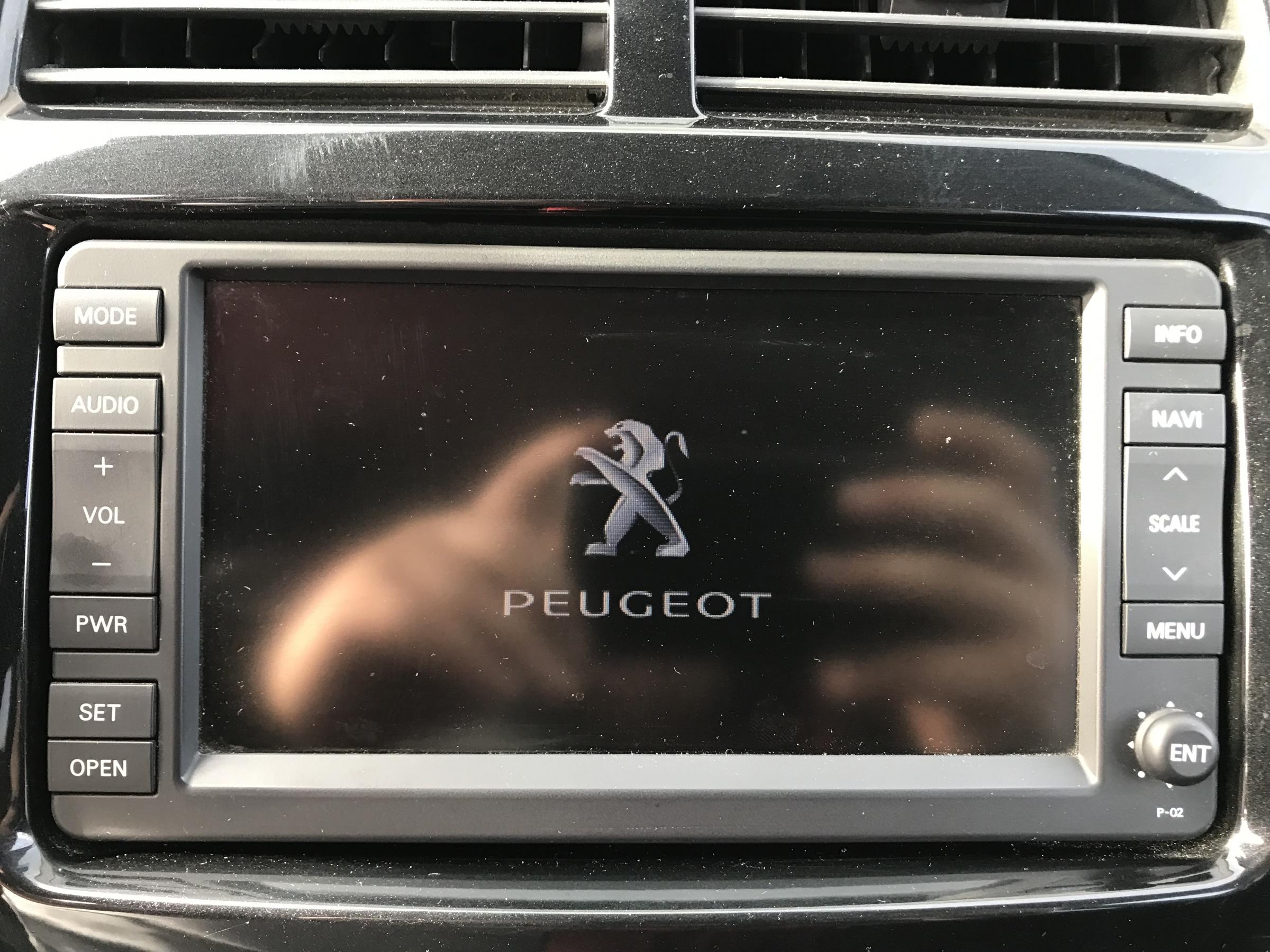 Peugeot 4008, 2013 - pohled č. 16