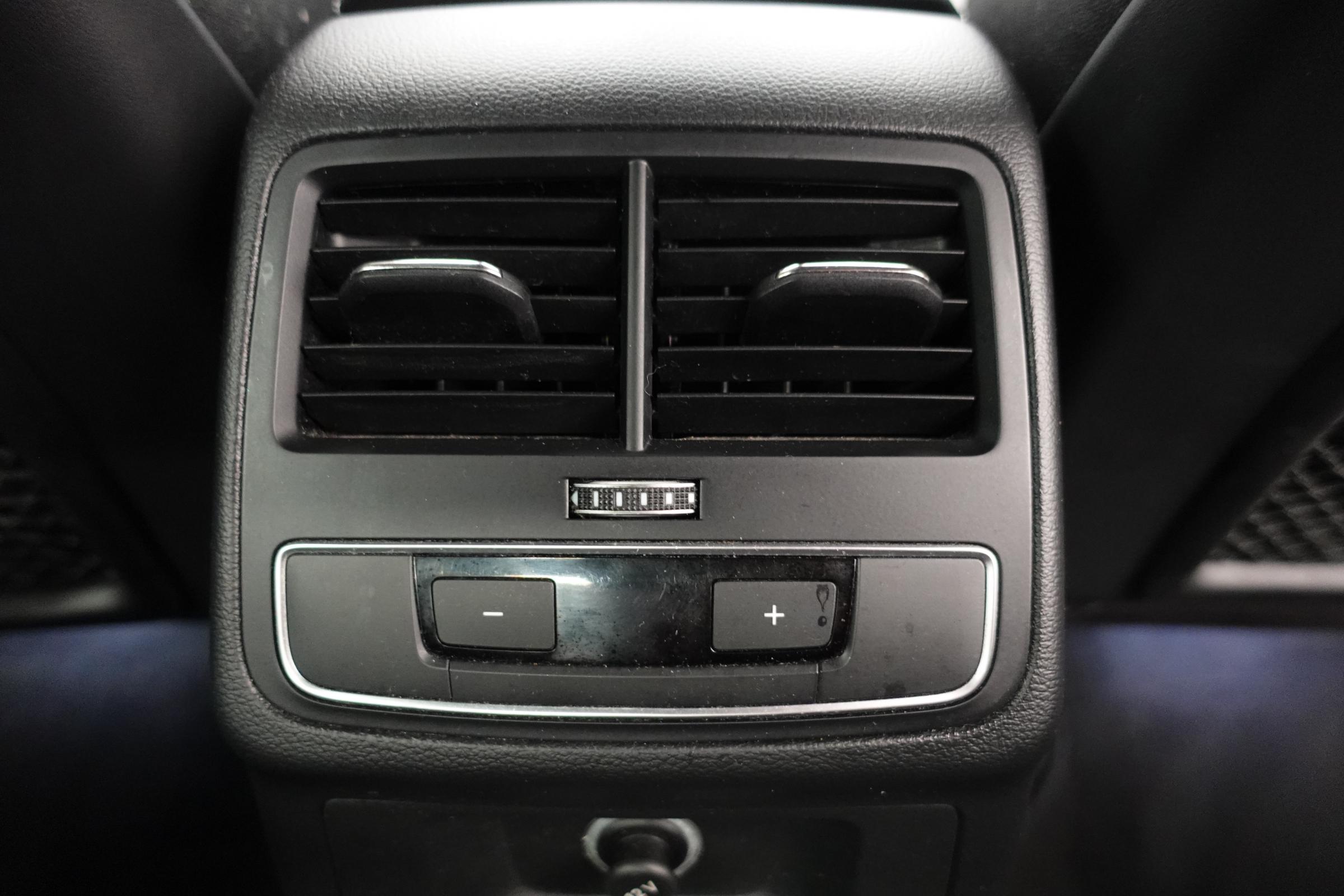 Audi A4, 2017 - pohled č. 24