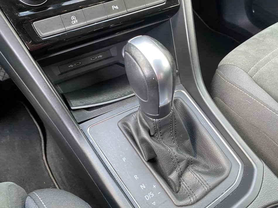 Volkswagen Touran 2.0 TDi Comfortline