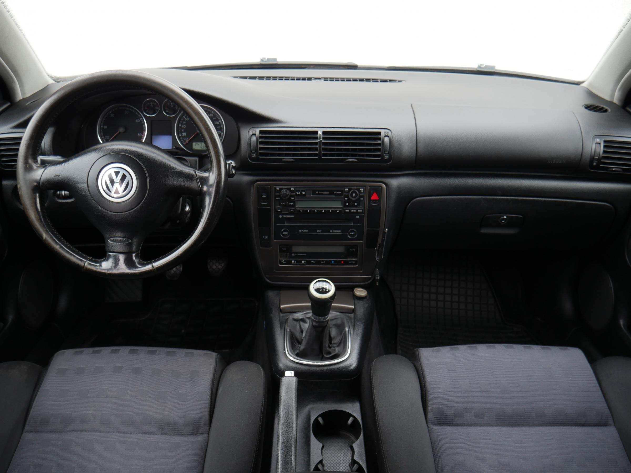 Volkswagen Passat, 2003 - pohled č. 8