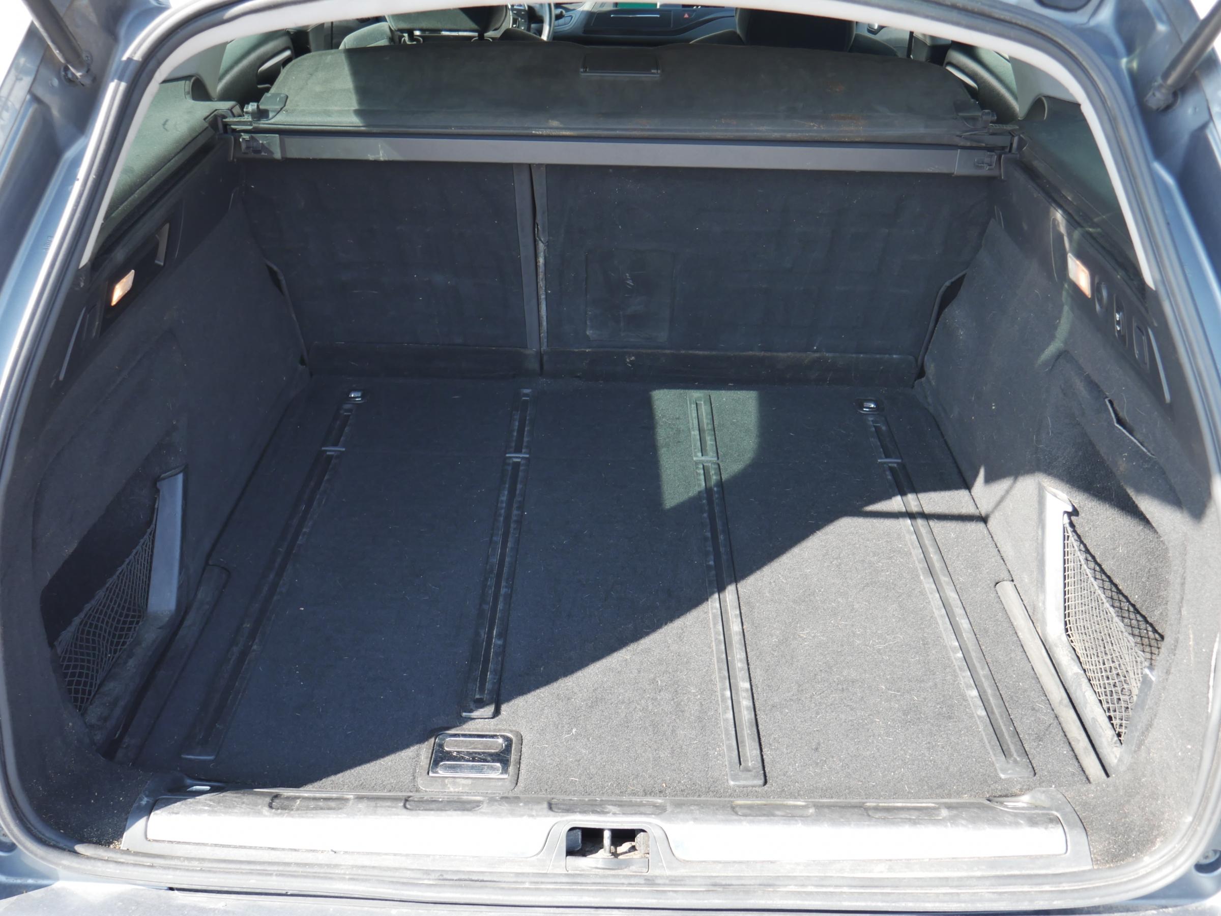 Citroën C5, 2009 - pohled č. 7