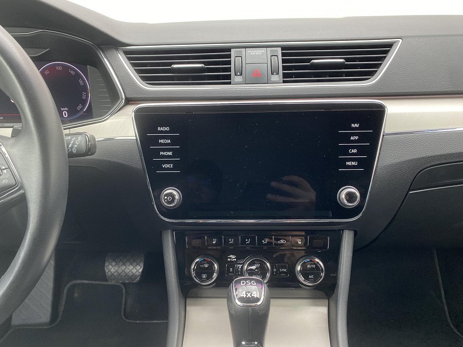 Škoda Superb III 2.0 TSi L&K 4x4