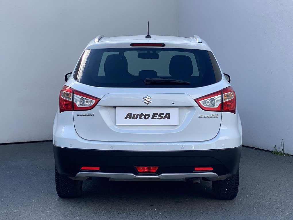 Suzuki S-Cross 1.6 DDiS Style