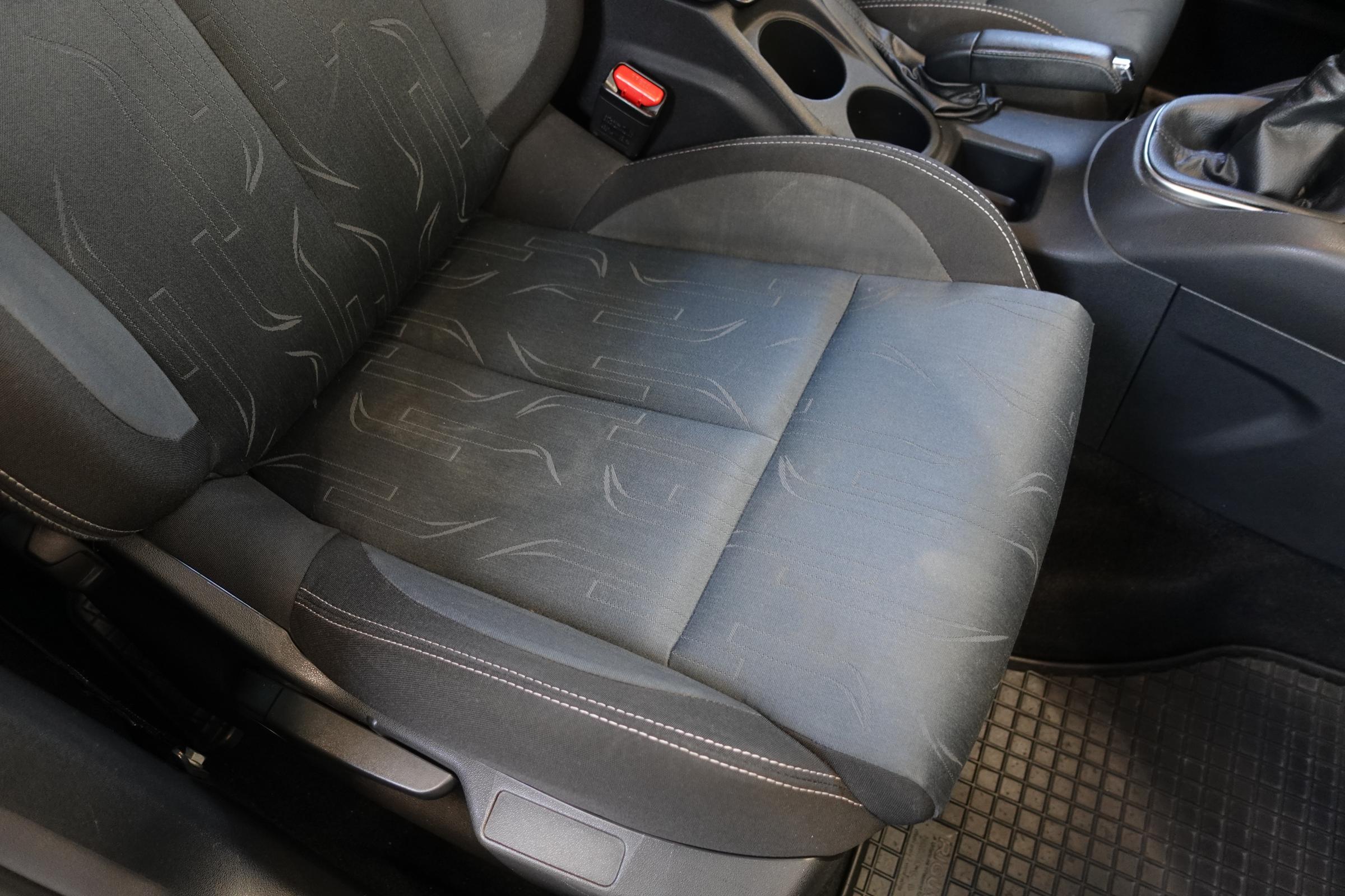 Citroën C4, 2012 - pohled č. 12