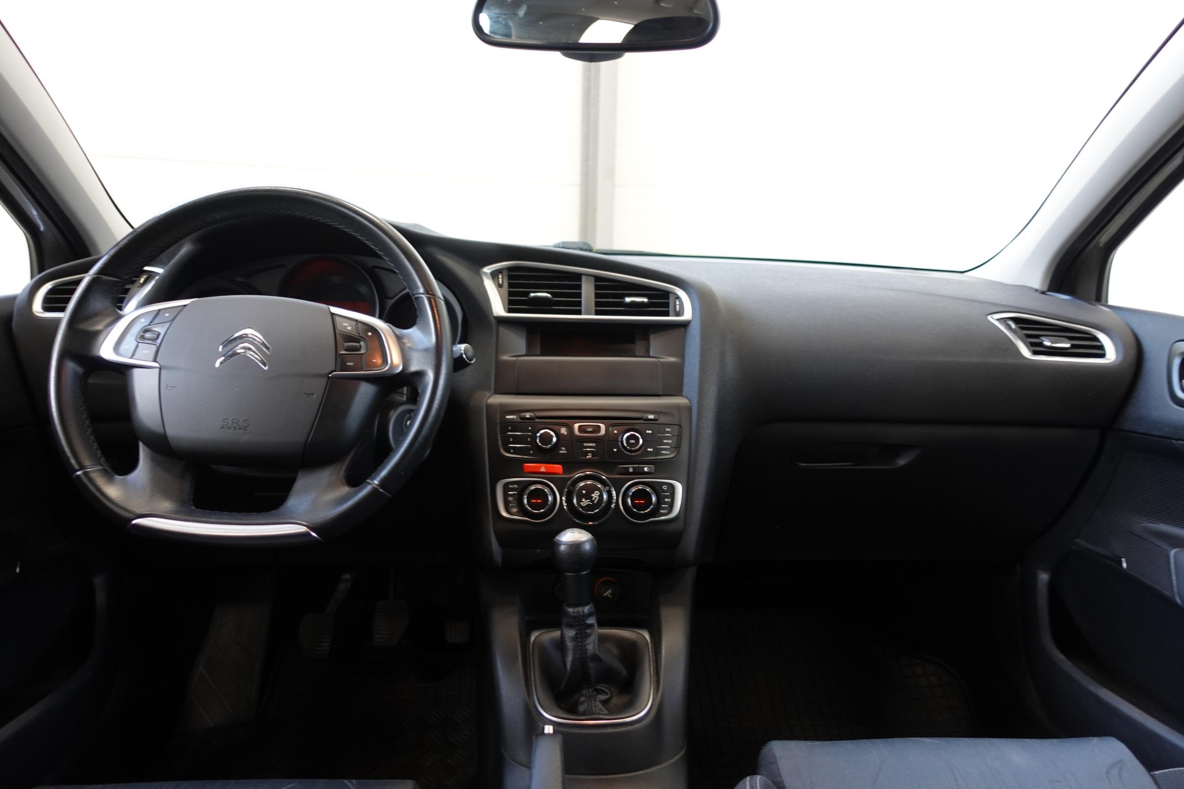 Citroën C4, 2012 - pohled č. 8